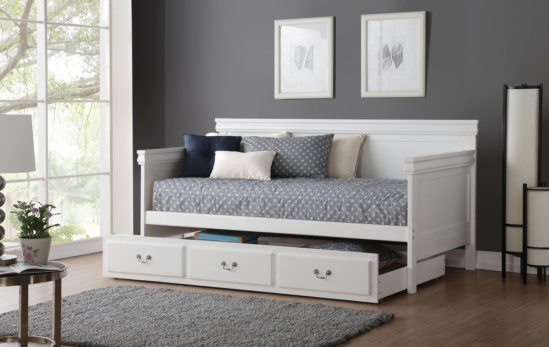 Bailee White Daybed (Twin Size) - Tony’s Furniture Store & Linen (GA) - Multi Location