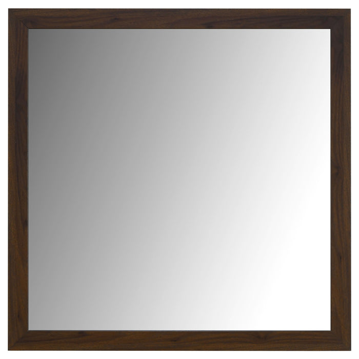 Welsley Dresser Mirror - Tony’s Furniture Store & Linen (GA) - Multi Location