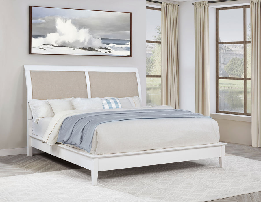 Bexhill California King, E.King, Queen Bed - Tony’s Furniture Store & Linen (GA) - Multi Location