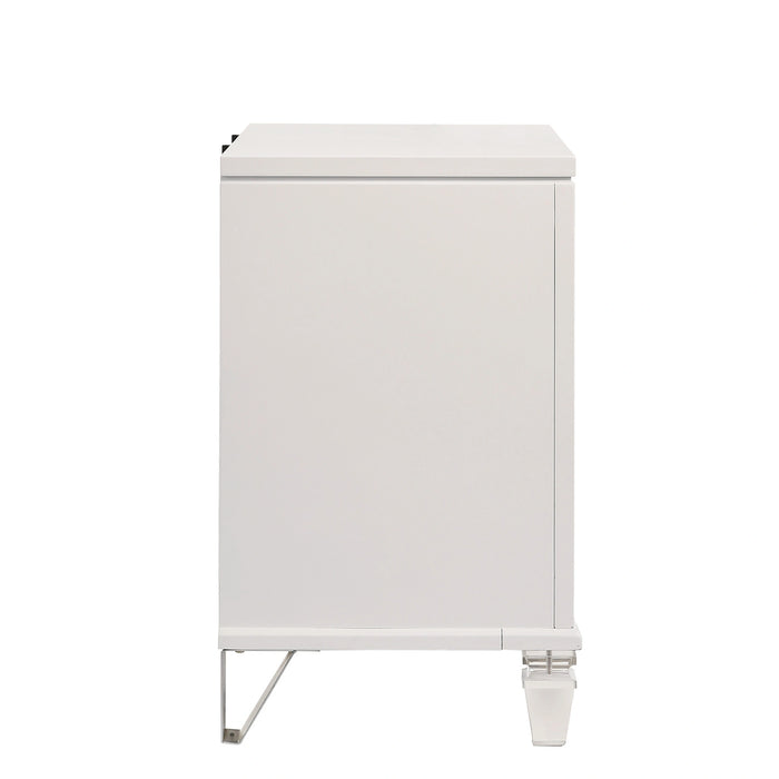 Twenty Nine Nightstand w/USB White - Tony’s Furniture Store & Linen (GA) - Multi Location