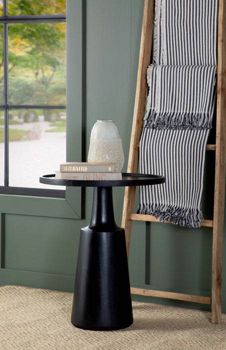 Ixia Round Accent Table - Tony’s Furniture Store & Linen (GA) - Multi Location