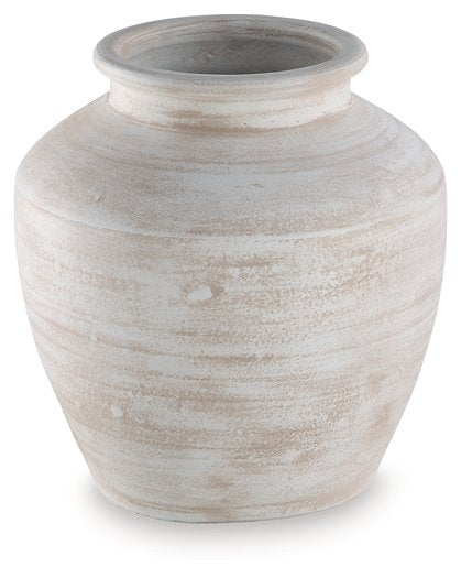 Meadie Vase - Tony’s Furniture Store & Linen (GA) - Multi Location