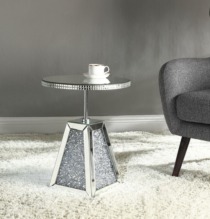 Noralie Mirrored & Faux Diamonds Accent Table - Tony’s Furniture Store & Linen (GA) - Multi Location