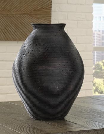 Hannela Vase - Tony’s Furniture Store & Linen (GA) - Multi Location