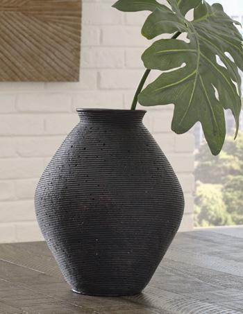 Hannela Vase - Tony’s Furniture Store & Linen (GA) - Multi Location