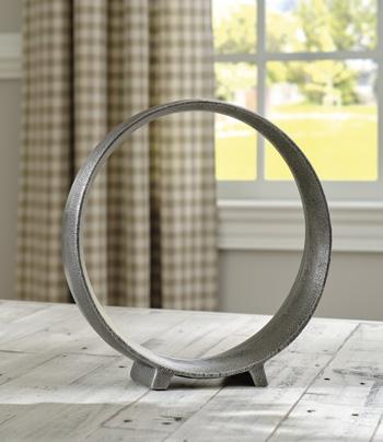 Ryandale Sculpture - Tony’s Furniture Store & Linen (GA) - Multi Location