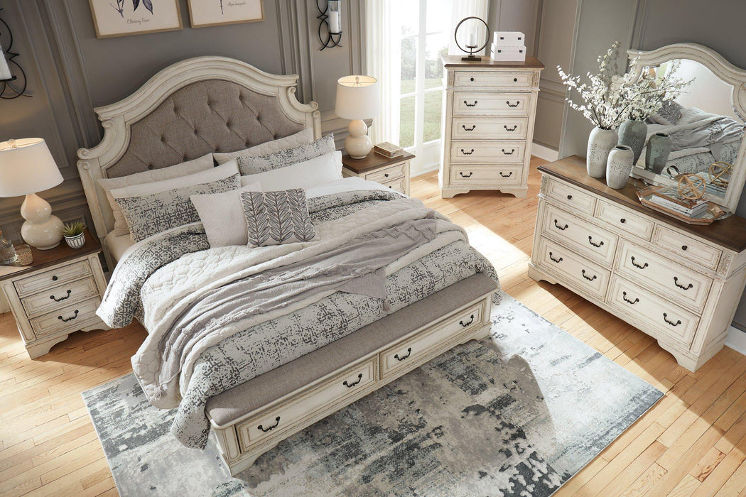 Realyn Upholstered Bed - Tony’s Furniture Store & Linen (GA) - Multi Location
