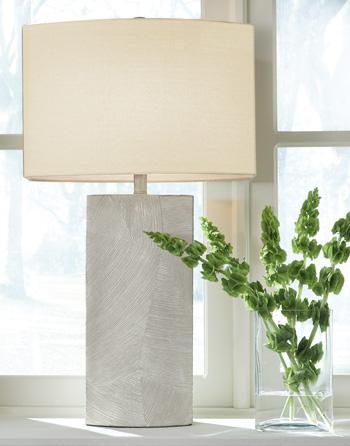 Bradard Table Lamp - Tony’s Furniture Store & Linen (GA) - Multi Location