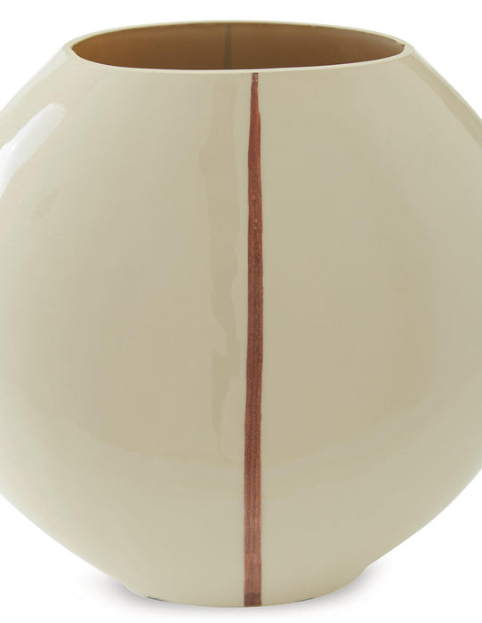 Sheabourne Vase - Tony’s Furniture Store & Linen (GA) - Multi Location