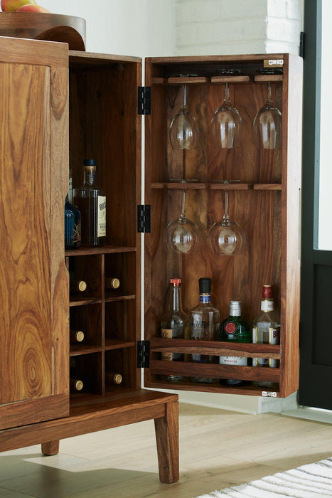 Dressonni Bar Cabinet - Tony’s Furniture Store & Linen (GA) - Multi Location