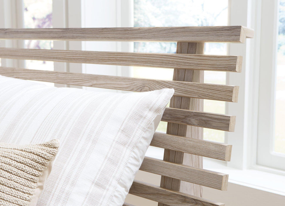 Hasbrick Bed - Tony’s Furniture Store & Linen (GA) - Multi Location