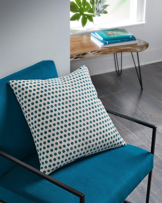 Monique Pillow - Tony’s Furniture Store & Linen (GA) - Multi Location