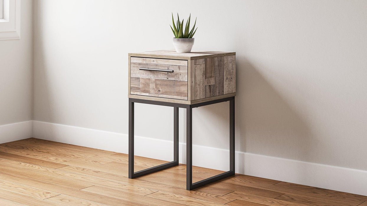 Neilsville Nightstand - Tony’s Furniture Store & Linen (GA) - Multi Location