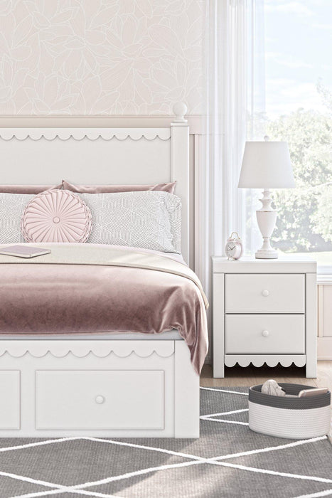 Mollviney Panel Storage Bed - Tony’s Furniture Store & Linen (GA) - Multi Location