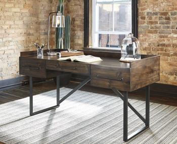 Starmore Home Office Desk with 2 Chairs - Tony’s Furniture Store & Linen (GA) - Multi Location