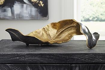 Melinda Sculpture - Tony’s Furniture Store & Linen (GA) - Multi Location