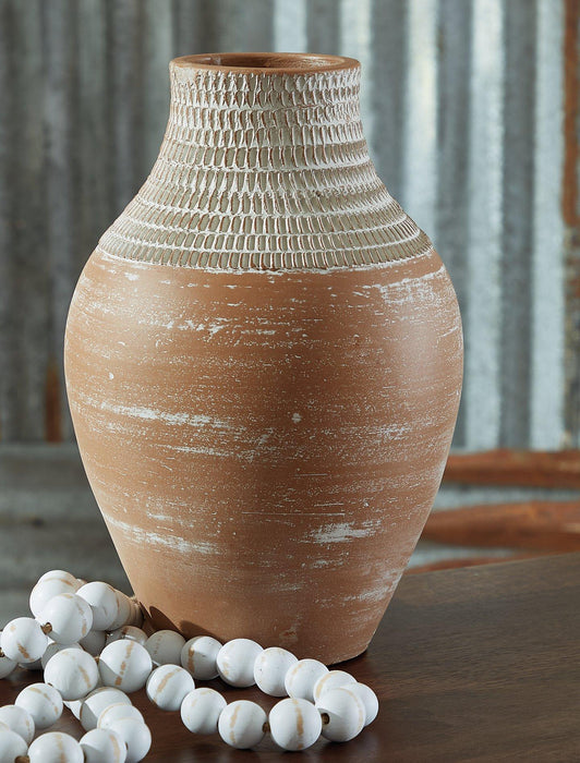 Reclove Vase - Tony’s Furniture Store & Linen (GA) - Multi Location