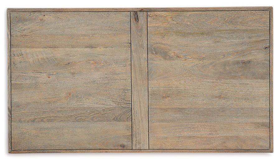 Bristenfort Coffee Table - Tony’s Furniture Store & Linen (GA) - Multi Location