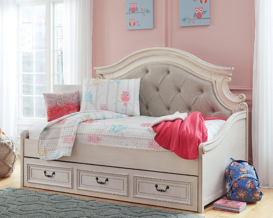 Realyn Daybed with 1 Large Storage Drawer - Tony’s Furniture Store & Linen (GA) - Multi Location