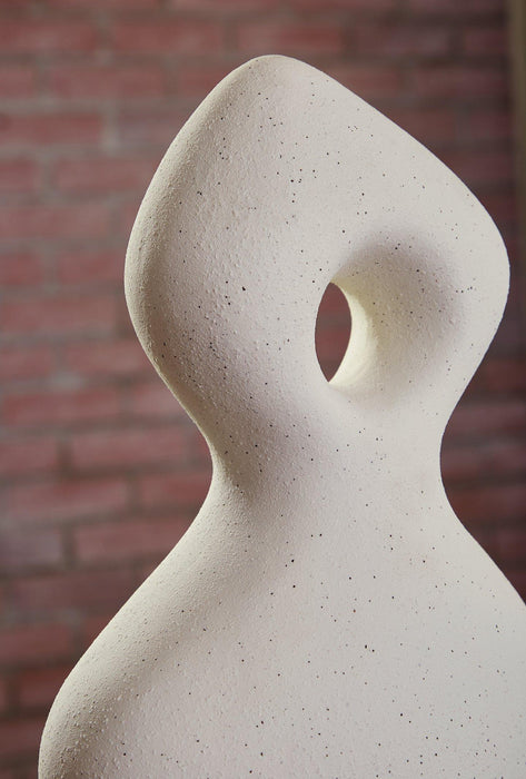 Arthrow Sculpture - Tony’s Furniture Store & Linen (GA) - Multi Location