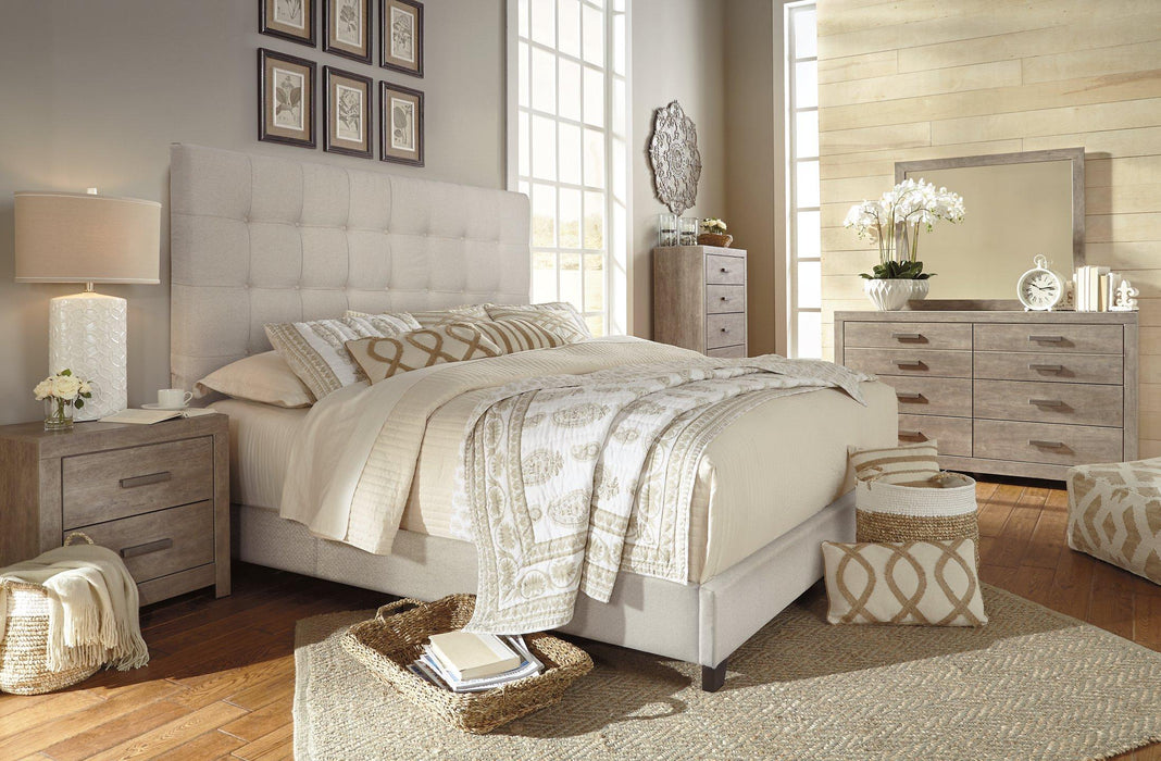 Dolante Upholstered Bed - Tony’s Furniture Store & Linen (GA) - Multi Location