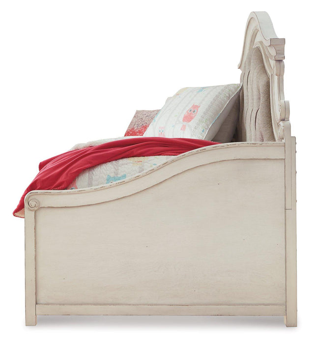 Realyn Daybed with 1 Large Storage Drawer - Tony’s Furniture Store & Linen (GA) - Multi Location