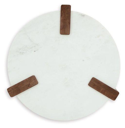 Isanti End Table - Tony’s Furniture Store & Linen (GA) - Multi Location