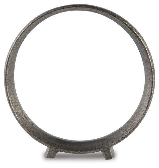 Ryandale Sculpture - Tony’s Furniture Store & Linen (GA) - Multi Location