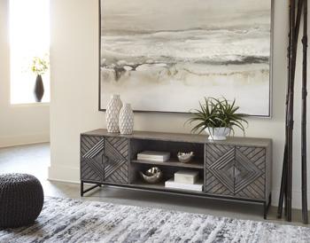 Treybrook Accent Cabinet - Tony’s Furniture Store & Linen (GA) - Multi Location