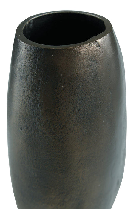 Elanman Vase - Tony’s Furniture Store & Linen (GA) - Multi Location