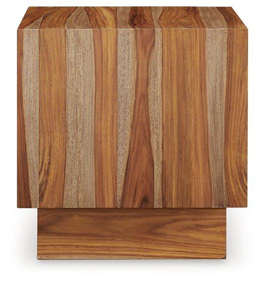 Dressonni End Table - Tony’s Furniture Store & Linen (GA) - Multi Location
