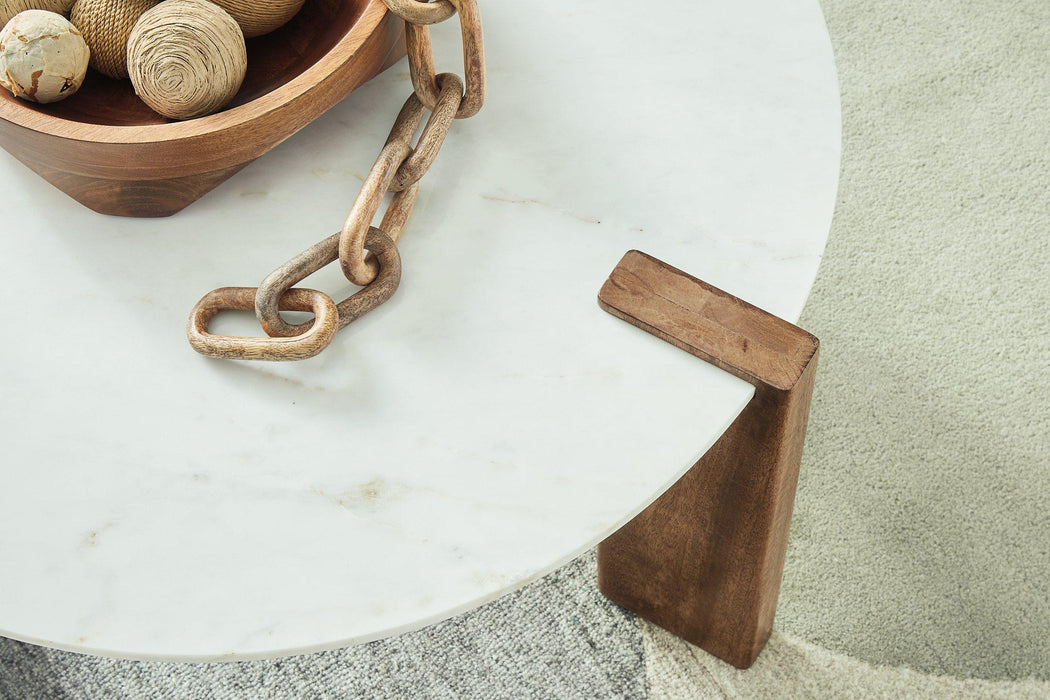 Isanti Coffee Table - Tony’s Furniture Store & Linen (GA) - Multi Location