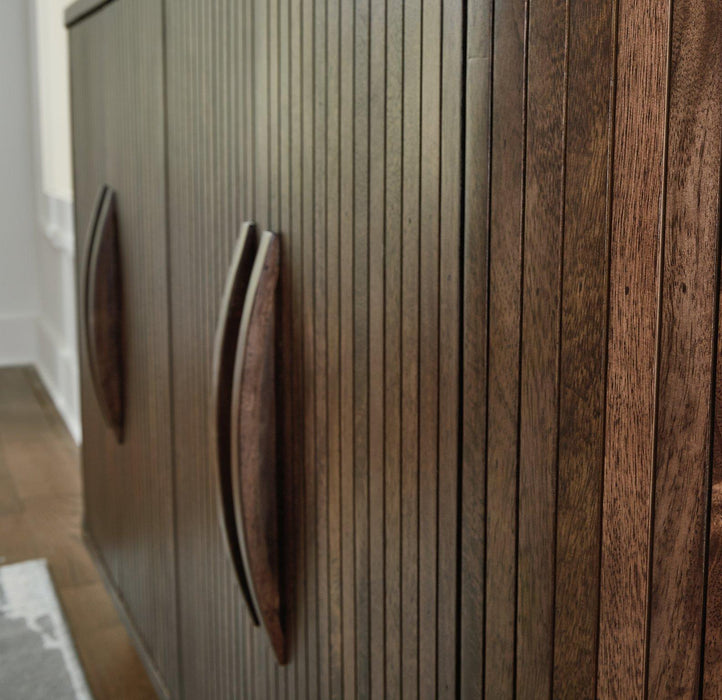 Amickly Accent Cabinet - Tony’s Furniture Store & Linen (GA) - Multi Location