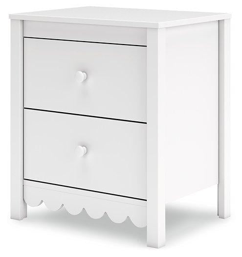 Hallityn Nightstand - Tony’s Furniture Store & Linen (GA) - Multi Location