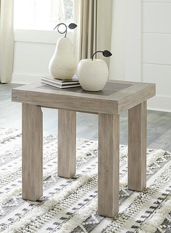 Hennington End Table - Tony’s Furniture Store & Linen (GA) - Multi Location
