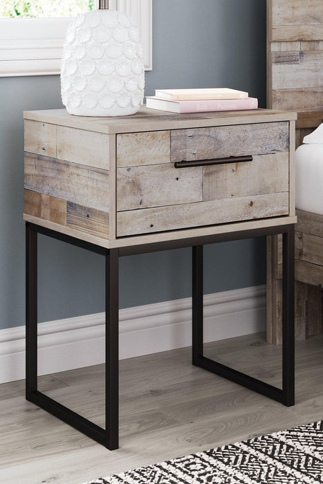 Neilsville Nightstand - Tony’s Furniture Store & Linen (GA) - Multi Location