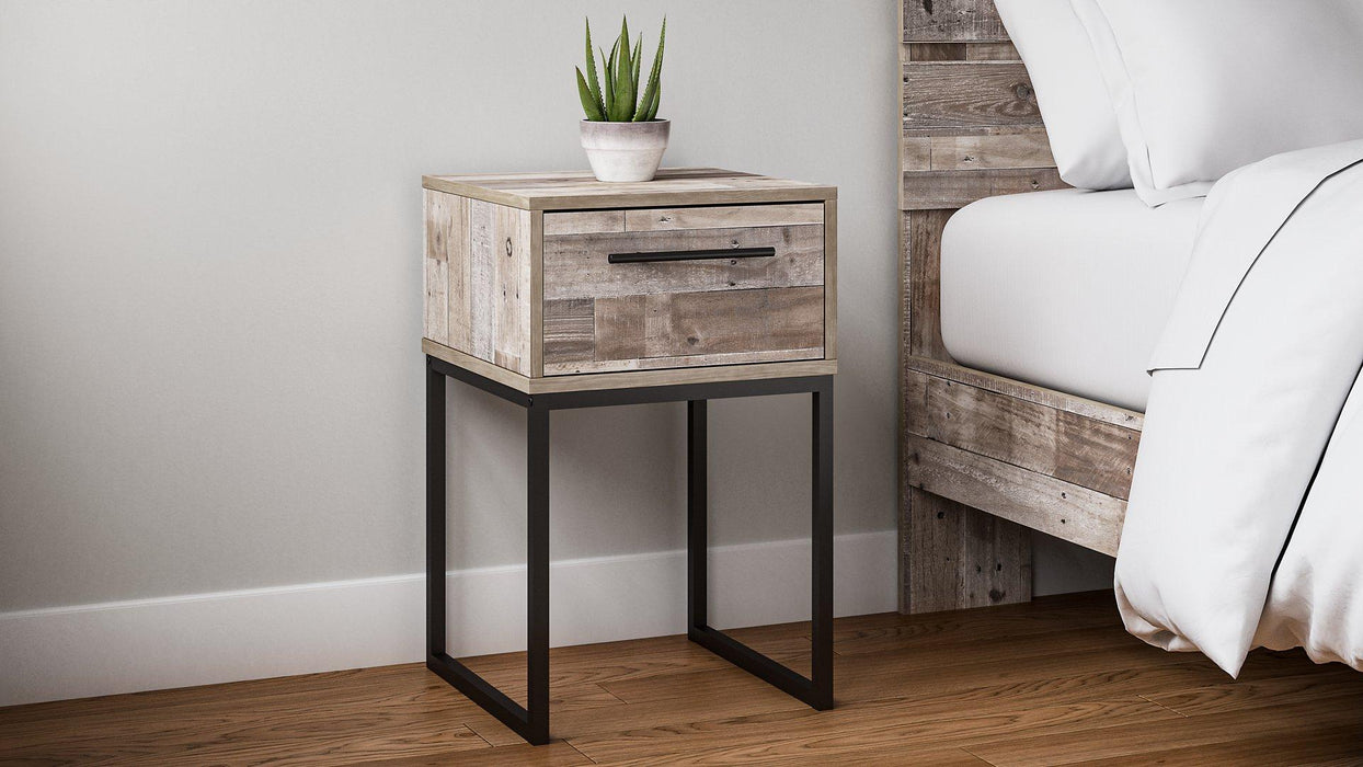 Neilsville Nightstand - Tony’s Furniture Store & Linen (GA) - Multi Location