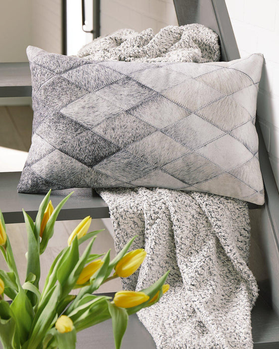 Pacrich Pillow (Set of 4) - Tony’s Furniture Store & Linen (GA) - Multi Location