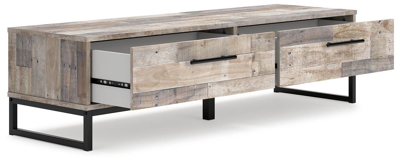 Neilsville Bench with Coat Rack - Tony’s Furniture Store & Linen (GA) - Multi Location