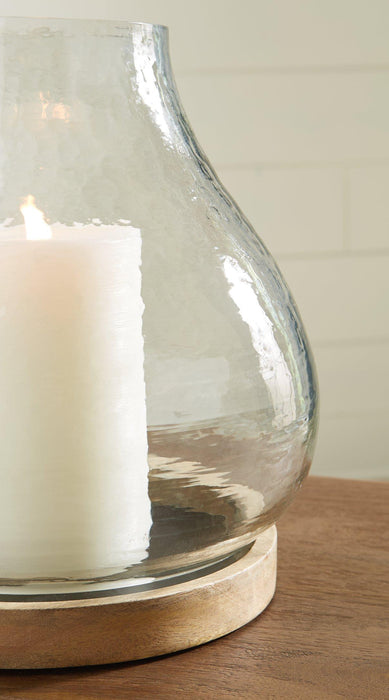 Adalisen Candle Holder - Tony’s Furniture Store & Linen (GA) - Multi Location