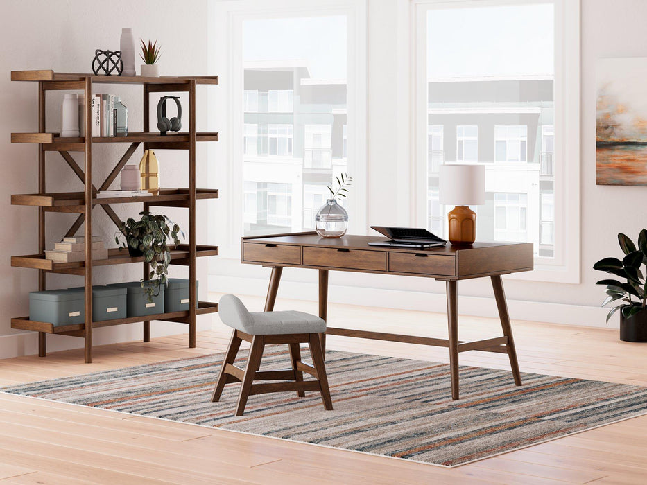 Lyncott Home Office Set - Tony’s Furniture Store & Linen (GA) - Multi Location