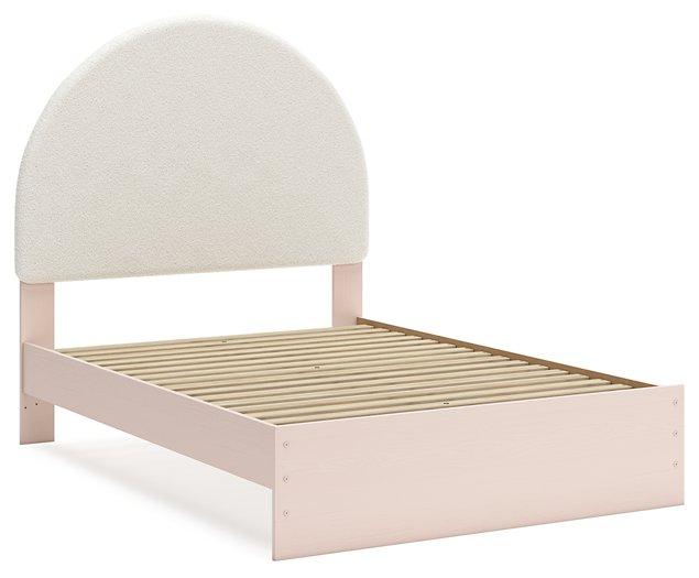 Wistenpine Upholstered Bed - Tony’s Furniture Store & Linen (GA) - Multi Location