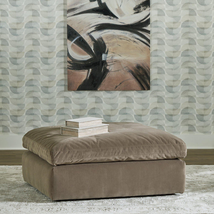 Sophie Oversized Accent Ottoman - Tony’s Furniture Store & Linen (GA) - Multi Location