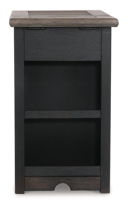 Tyler Creek Chairside End Table with USB Ports & Outlets - Tony’s Furniture Store & Linen (GA) - Multi Location