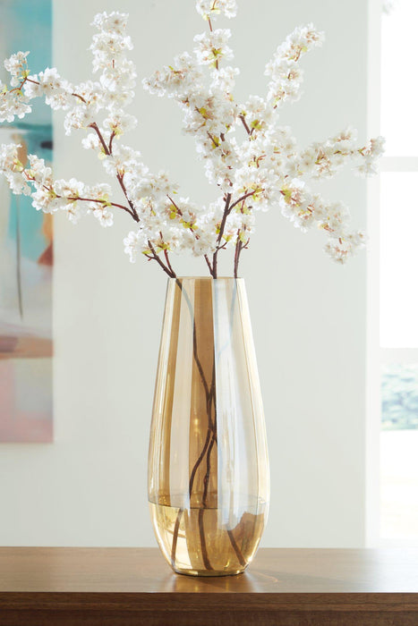 Rhettman Vase - Tony’s Furniture Store & Linen (GA) - Multi Location
