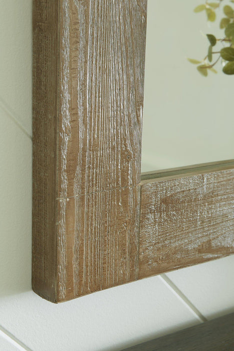 Waltleigh Accent Mirror - Tony’s Furniture Store & Linen (GA) - Multi Location