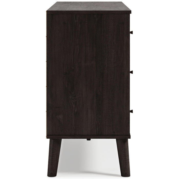 Piperton Dresser - Tony’s Furniture Store & Linen (GA) - Multi Location