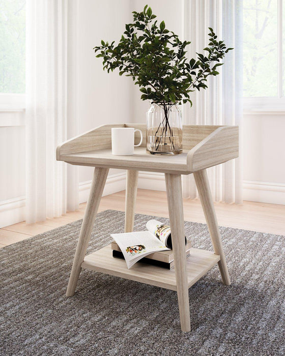 Blariden Accent Table - Tony’s Furniture Store & Linen (GA) - Multi Location
