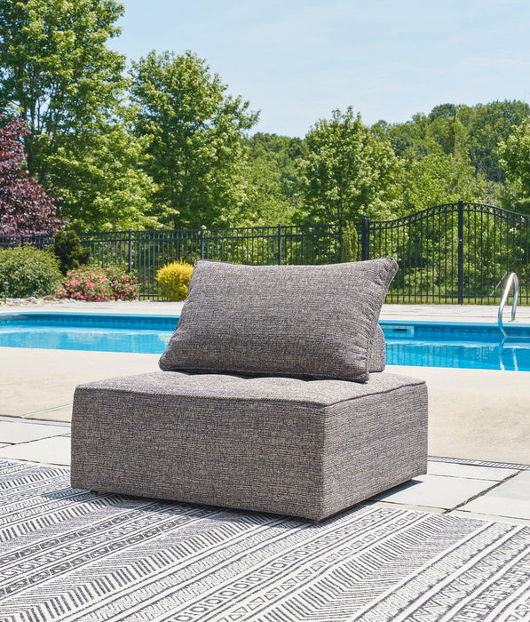 Bree Zee Outdoor Lounge Chair with Cushion - Tony’s Furniture Store & Linen (GA) - Multi Location
