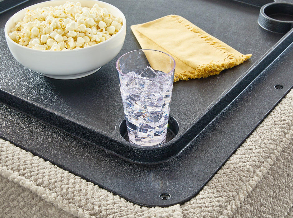 Calnita Living Rom Set - Tony’s Furniture Store & Linen (GA) - Multi Location